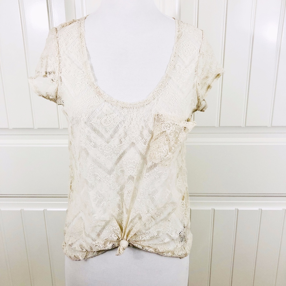 Urban Outfitters Kimchi Blue Natural Lace Top - Picture 2 of 6